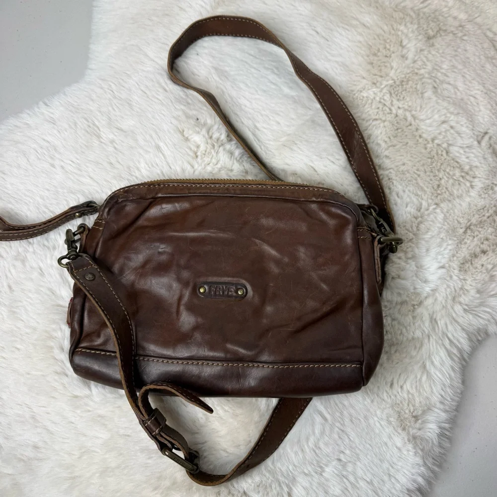 Vintage Frye‎ Dark Brown Rich Leather Sachel Bag Basket Weave Style Pockets